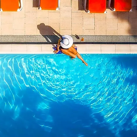 Pax Hotel Balatonalmádi